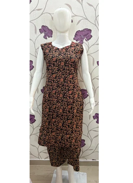 Naisha K 296 Pure Cotton Sleeveless Casual Wear Kurti With Bottom Wholesale Distributors In India